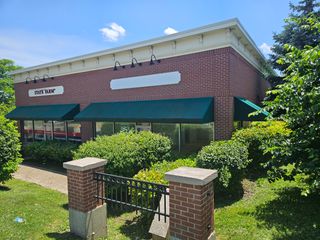 108 1st Street, Bloomingdale, IL 60108