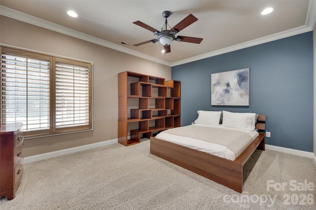 9198 Fair Oak Drive, Sherrills Ford, NC 28673
