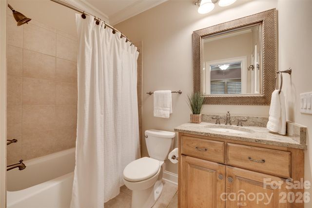 9198 Fair Oak Drive, Sherrills Ford, NC 28673