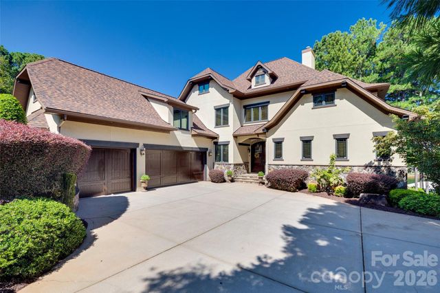 9198 Fair Oak Drive, Sherrills Ford, NC 28673