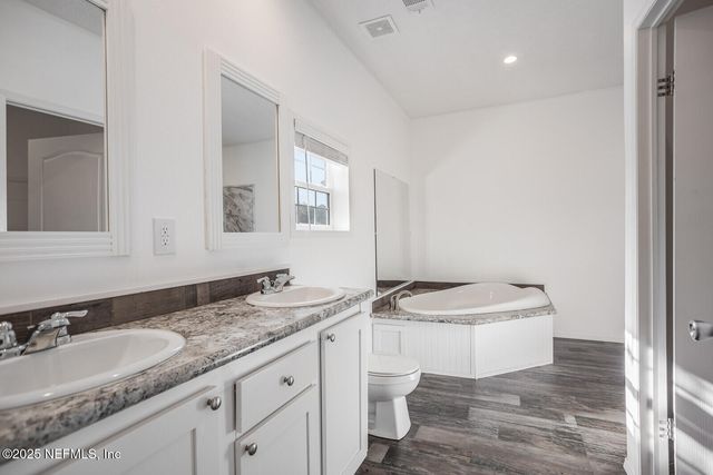 16250 RED BASS Drive, Jacksonville, FL 32226
