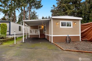 7301 NE 175th St Street #209, Kenmore, WA 98028