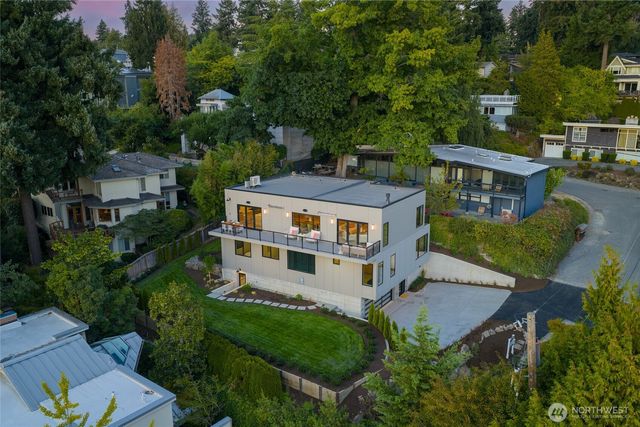 6950 SE Maker Street, Mercer Island, WA 98040