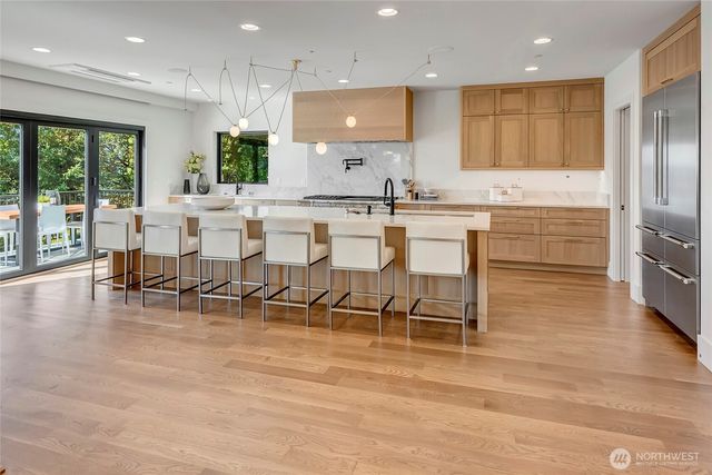 6950 SE Maker Street, Mercer Island, WA 98040