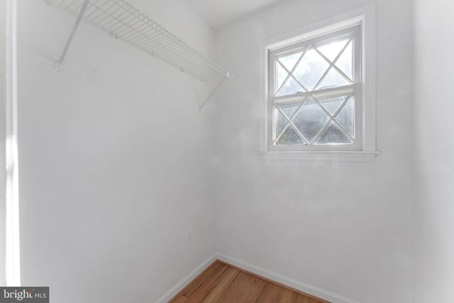 1560 FOREST VILLA LN, Mclean, VA 22101