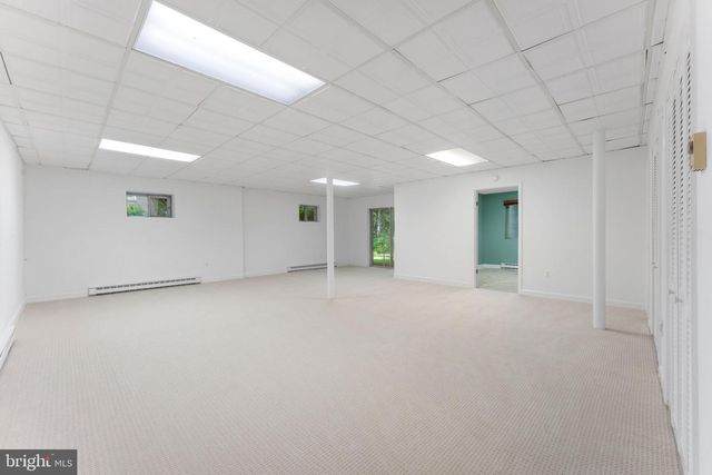 1560 FOREST VILLA LN, Mclean, VA 22101