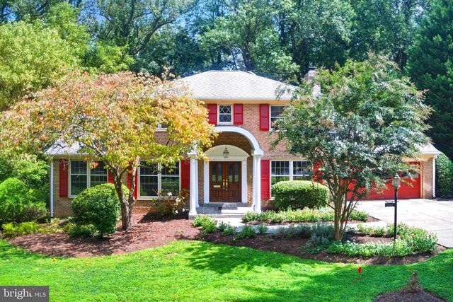 1560 FOREST VILLA LN, Mclean, VA 22101