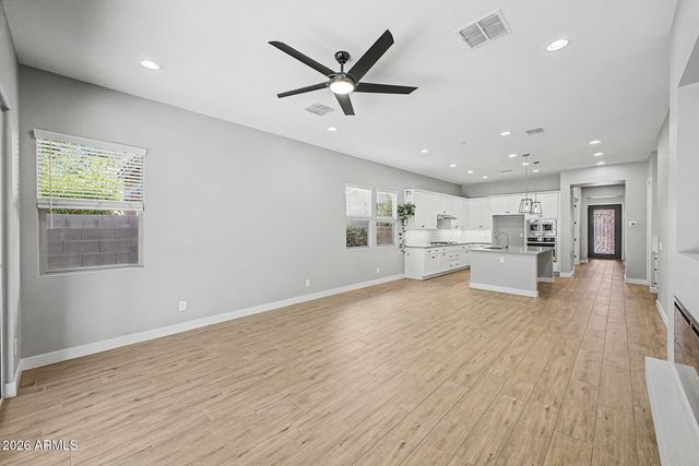 3420 E Appaloosa Road, Gilbert, AZ 85296