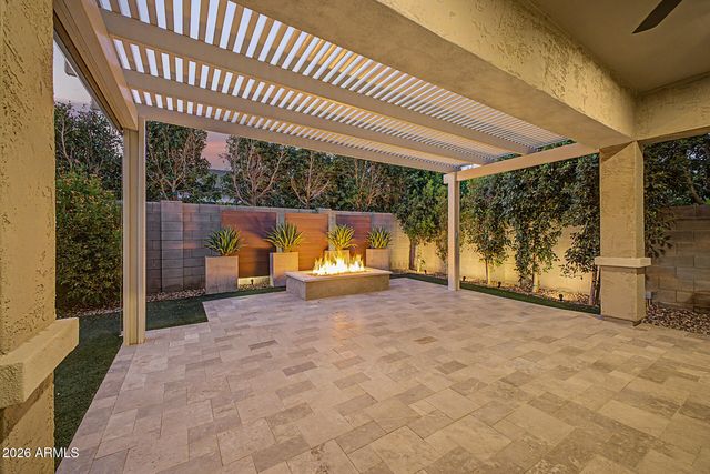 3420 E Appaloosa Road, Gilbert, AZ 85296