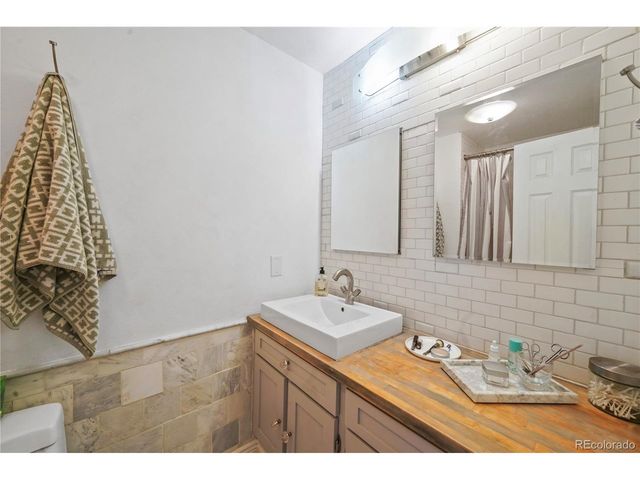 700 Owl Dr, Louisville, CO 80027