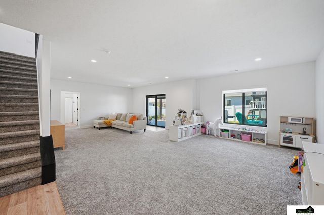9505 Estela Avenue, Lincoln, NE 68516