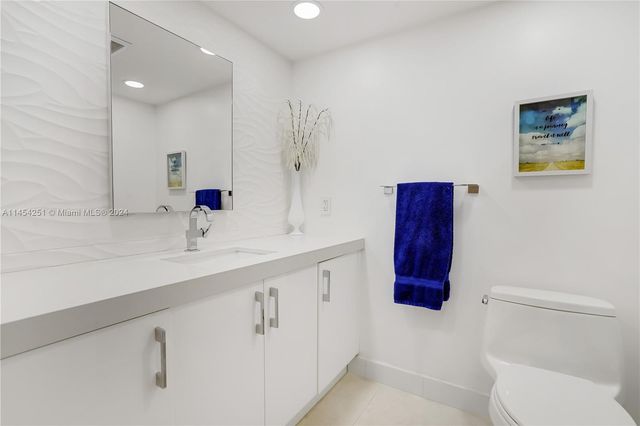 5100 N Ocean Blvd 209, Lauderdale By The Sea, FL 33308