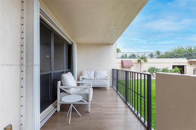 5100 N Ocean Blvd 209, Lauderdale By The Sea, FL 33308