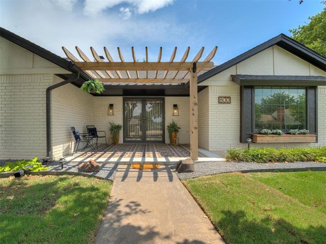 800 Rock Hollow Road, Edmond, OK 73034