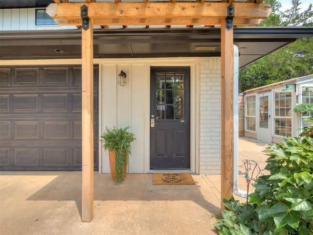 800 Rock Hollow Road, Edmond, OK 73034