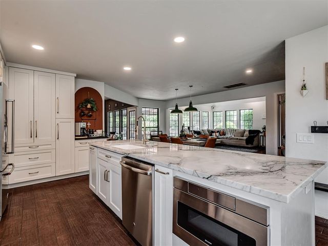 800 Rock Hollow Road, Edmond, OK 73034