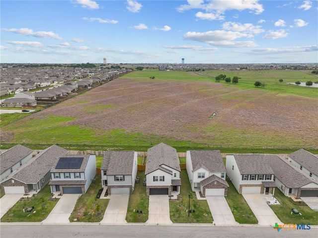 231 Enforcer Loop, Jarrell, TX 76537