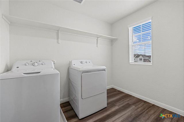 231 Enforcer Loop, Jarrell, TX 76537