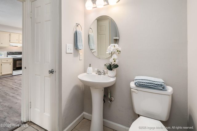 32 Scott Street, Greenville, NC 27858