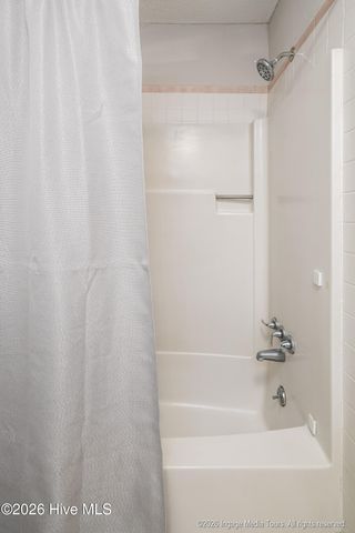 32 Scott Street, Greenville, NC 27858