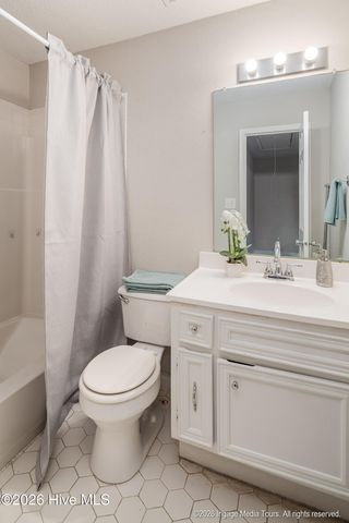 32 Scott Street, Greenville, NC 27858