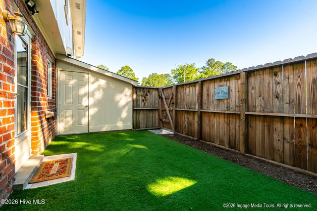 32 Scott Street, Greenville, NC 27858