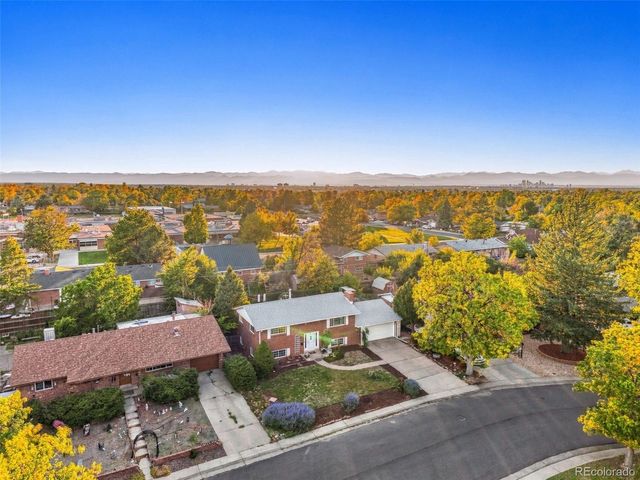 391 S Tucson Way, Aurora, CO 80012