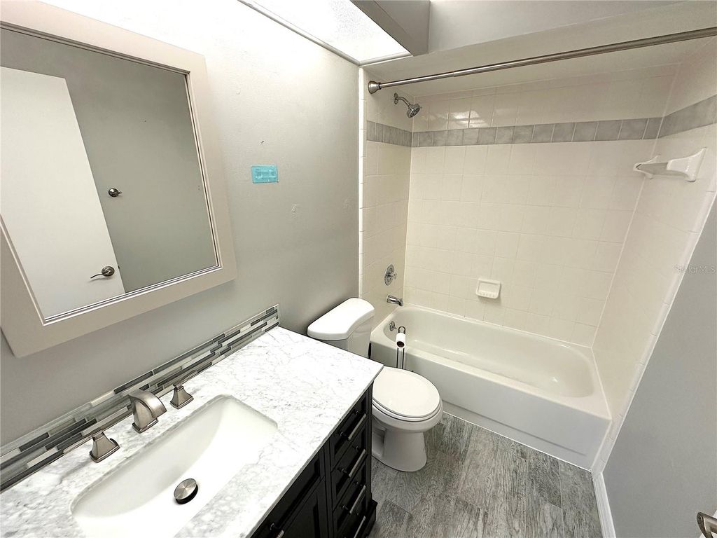 Image 16 of property listing at 4151 NW 59TH TERRACE, Gainesville, FL 32606