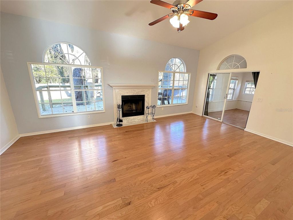 Image 3 of property listing at 4151 NW 59TH TERRACE, Gainesville, FL 32606