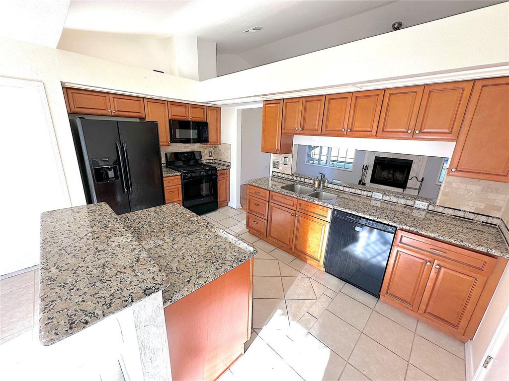 Image 4 of property listing at 4151 NW 59TH TERRACE, Gainesville, FL 32606