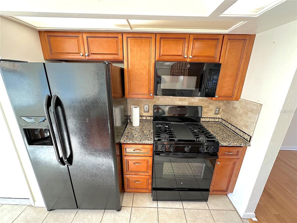 Image 6 of property listing at 4151 NW 59TH TERRACE, Gainesville, FL 32606