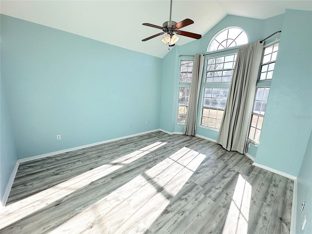 Image 9 of property listing at 4151 NW 59TH TERRACE, Gainesville, FL 32606