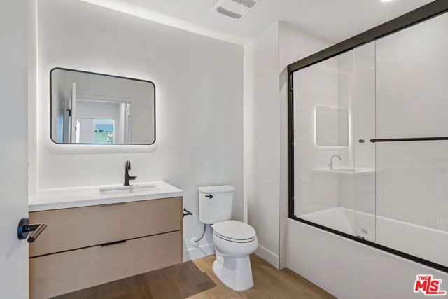 10601 Washington Boulevard 217, Culver City, CA 90232