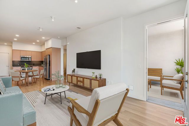 10601 Washington Boulevard 217, Culver City, CA 90232