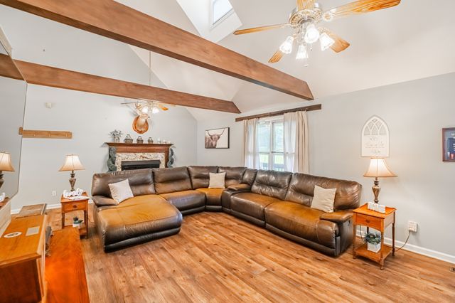 255 Flora Ln, Manchester, TN 37355