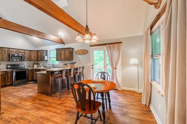 255 Flora Ln, Manchester, TN 37355