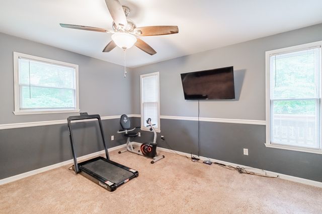 255 Flora Ln, Manchester, TN 37355