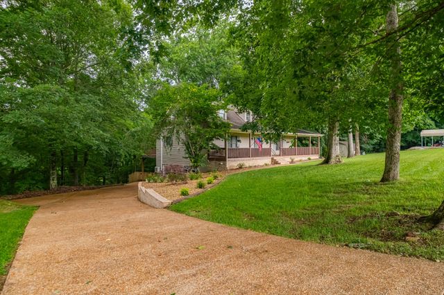 255 Flora Ln, Manchester, TN 37355