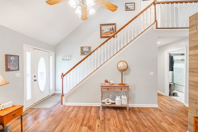 255 Flora Ln, Manchester, TN 37355