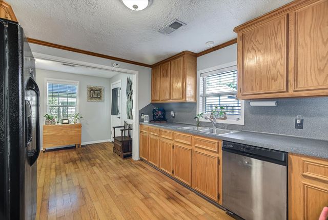 108 Merritt Street, Dayton, TX 77535