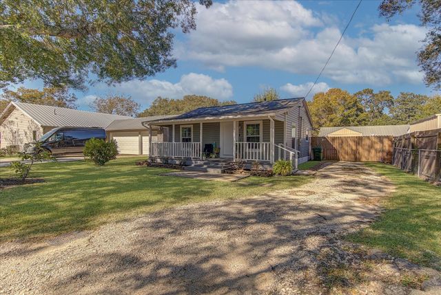 108 Merritt Street, Dayton, TX 77535