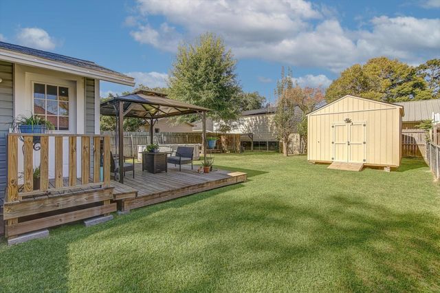 108 Merritt Street, Dayton, TX 77535