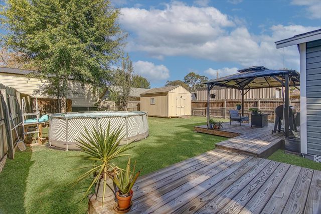 108 Merritt Street, Dayton, TX 77535