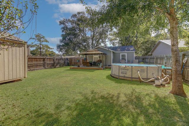 108 Merritt Street, Dayton, TX 77535