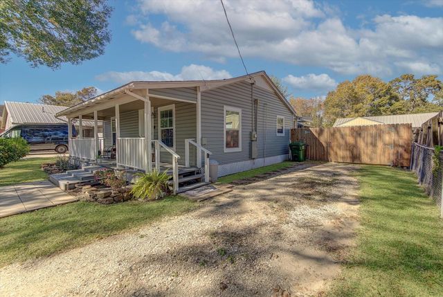 108 Merritt Street, Dayton, TX 77535