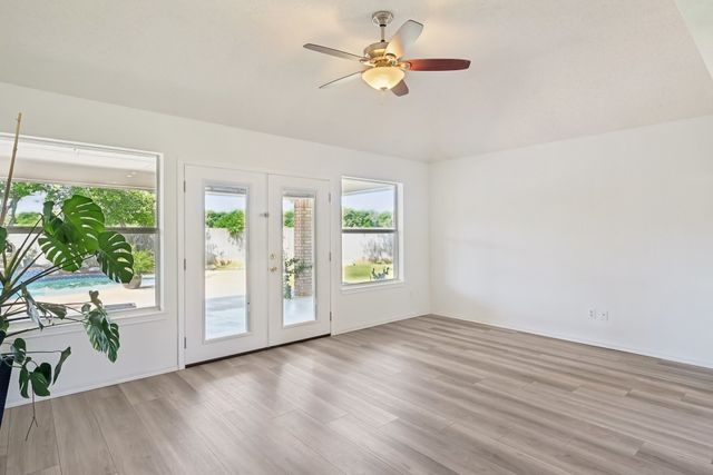 7610 Yorkmeadow Drive, Arlington, TX 76001