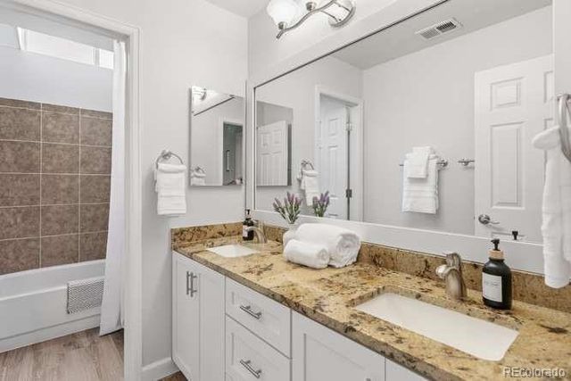 8249 W Phillips Avenue, Littleton, CO 80128