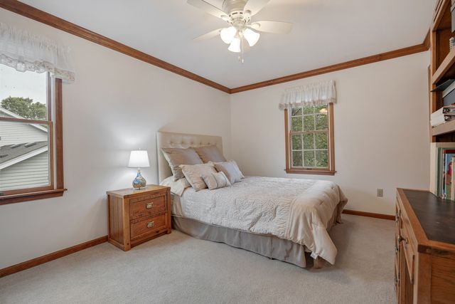 1871 Allen Drive, Geneva, IL 60134