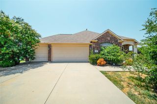 2100 Benjamin Creek Drive, Little Elm, TX 75068