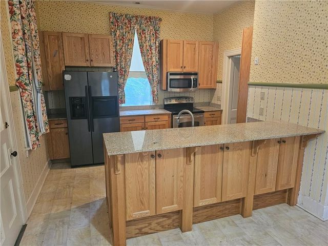 409 N Esplanade Street, Leavenworth, KS 66048